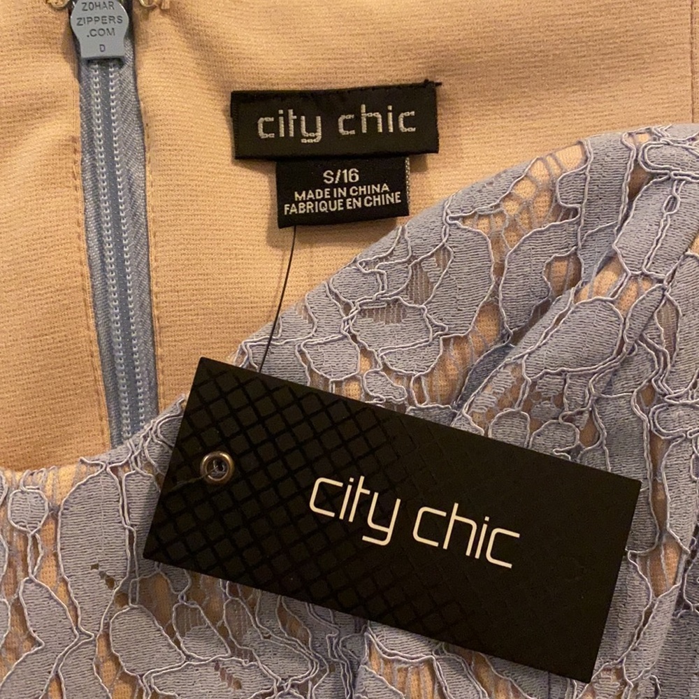 Dress - Picture 3 of 5